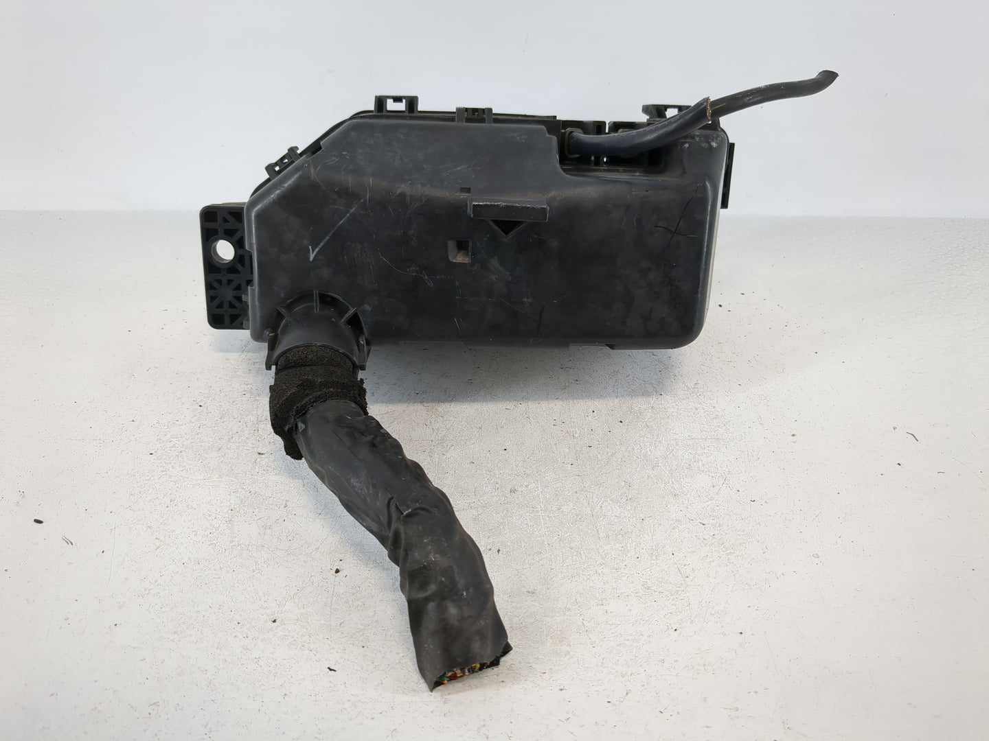 2008-2012 Honda Accord Fusebox Fuse Box Panel Relay Module P/N:0182Z713 018401656 Fits Fits 2008 2009 2010 2011 2012 OEM Use