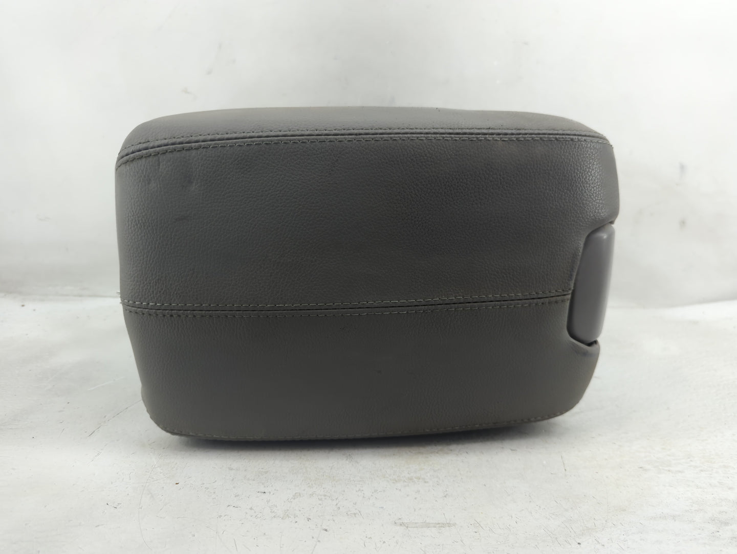 2008 Honda Accord Center Console Armrest Cover Lid P/N:83404-TA0-A0-M1 Fits OEM Used Auto Parts - Oemusedautoparts1.com