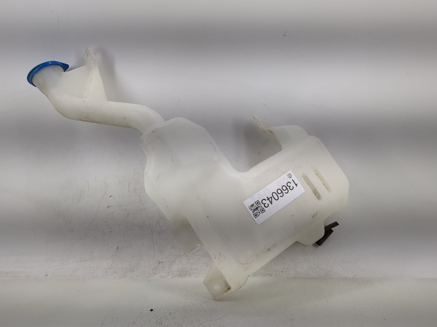 2008-2012 Honda Accord Windshield Washer Fluid Reservoir Bottle Oem - Oemusedautoparts1.com