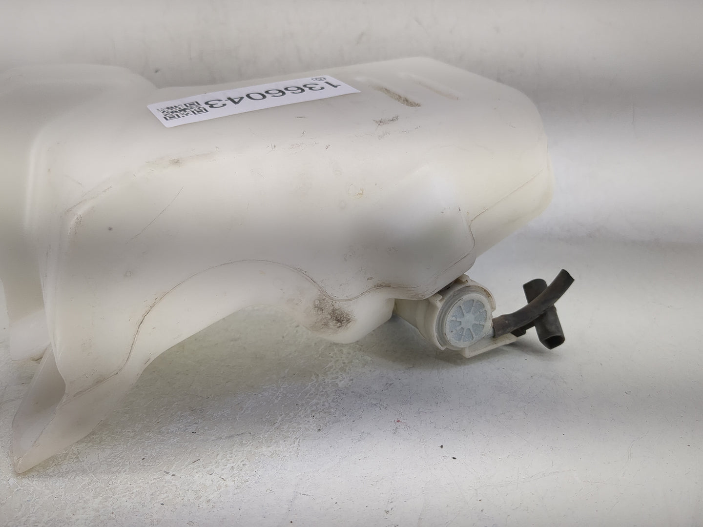 2008-2012 Honda Accord Windshield Washer Fluid Reservoir Bottle Oem - Oemusedautoparts1.com