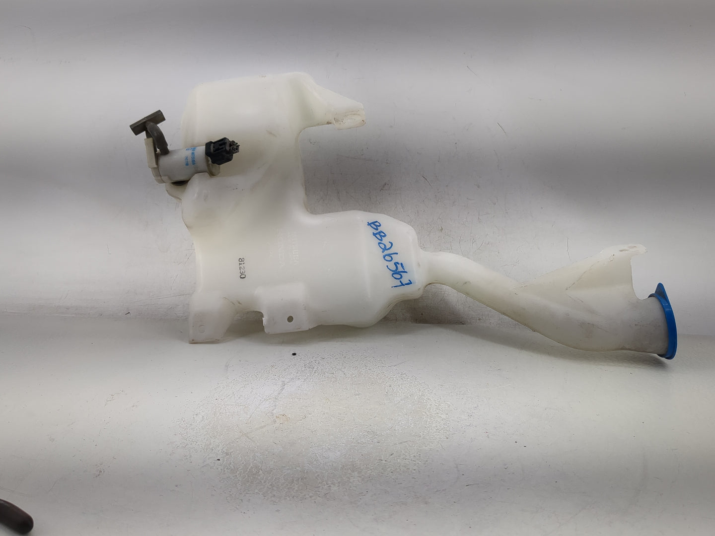 2008-2012 Honda Accord Windshield Washer Fluid Reservoir Bottle Oem - Oemusedautoparts1.com