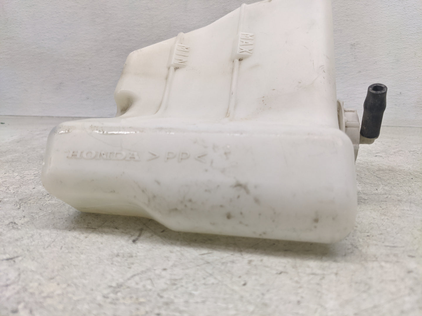 2008-2012 Honda Accord Radiator Coolant Overflow Expansion Tank Bottle 1366115 - Oemusedautoparts1.com