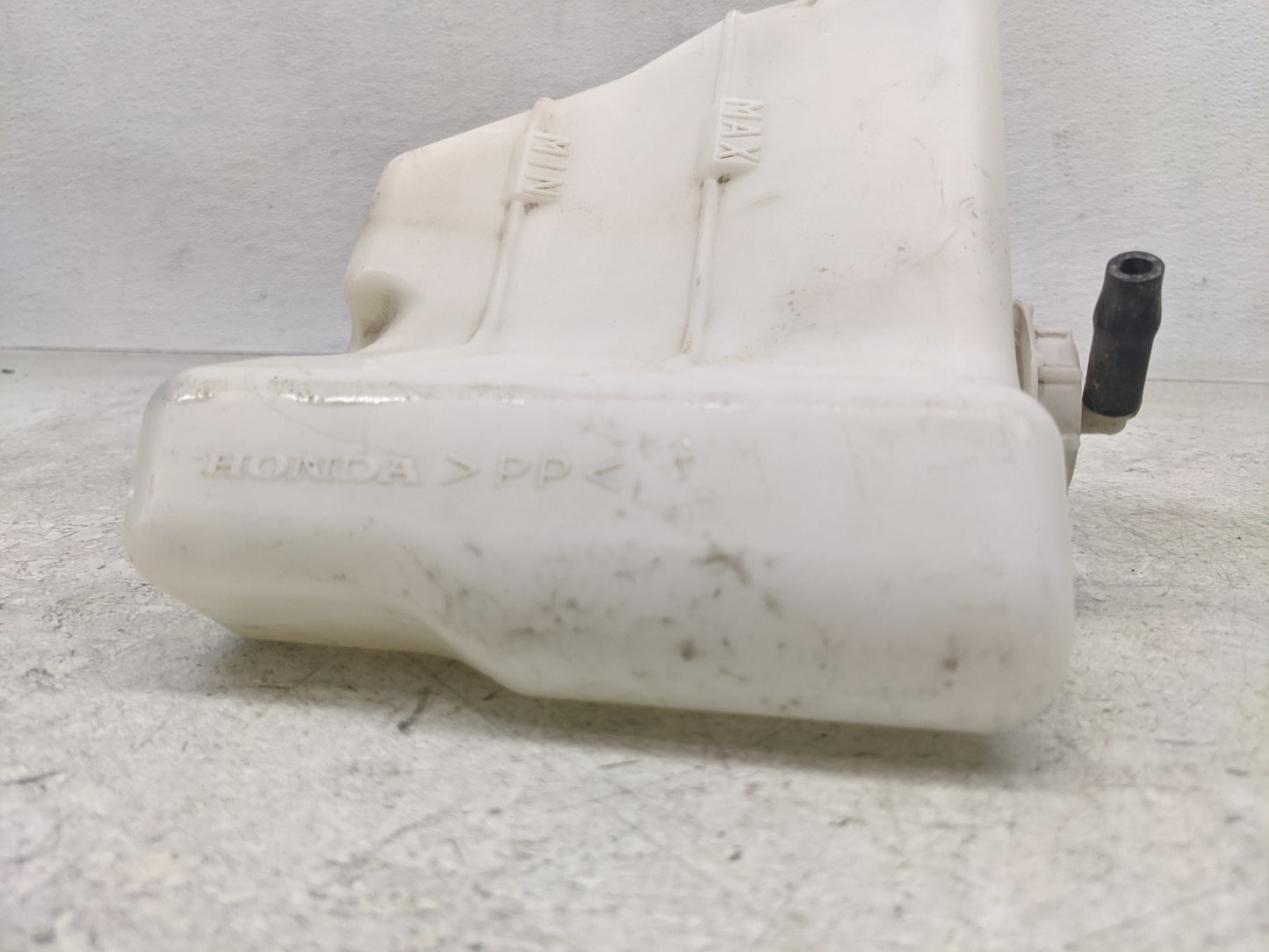 2008-2012 Honda Accord Radiator Coolant Overflow Expansion Tank Bottle 1366115 - Oemusedautoparts1.com