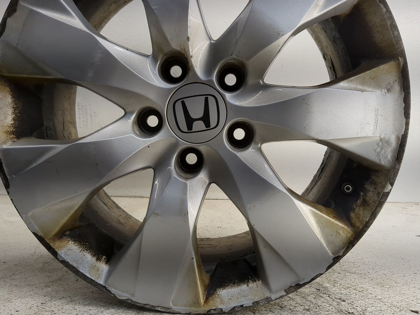 2008-2010 Honda Accord Oem Wheel Rim - Oemusedautoparts1.com