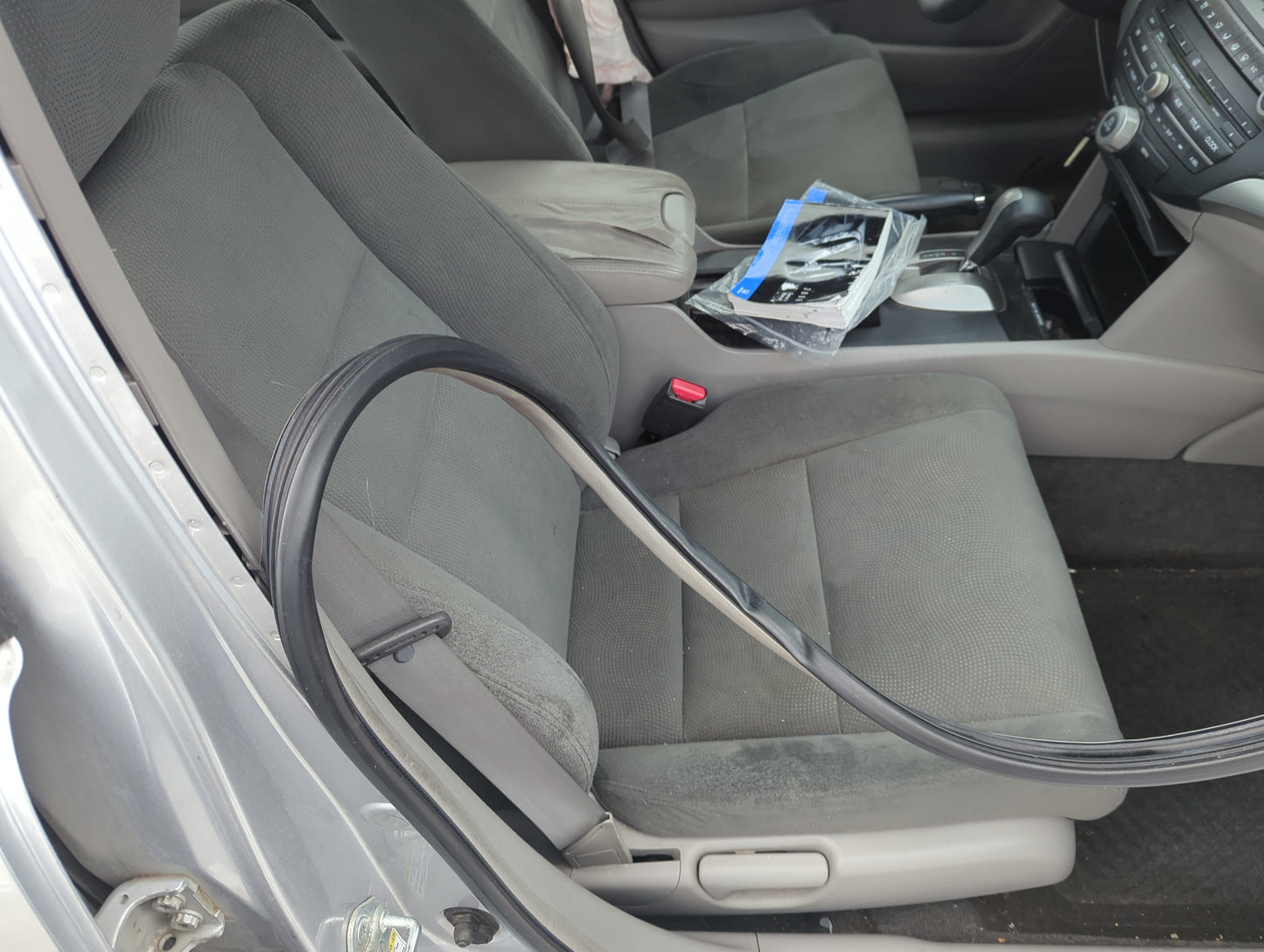 2008-2010 Honda Accord Passenger Front Seat Oem 1378559 - Oemusedautoparts1.com
