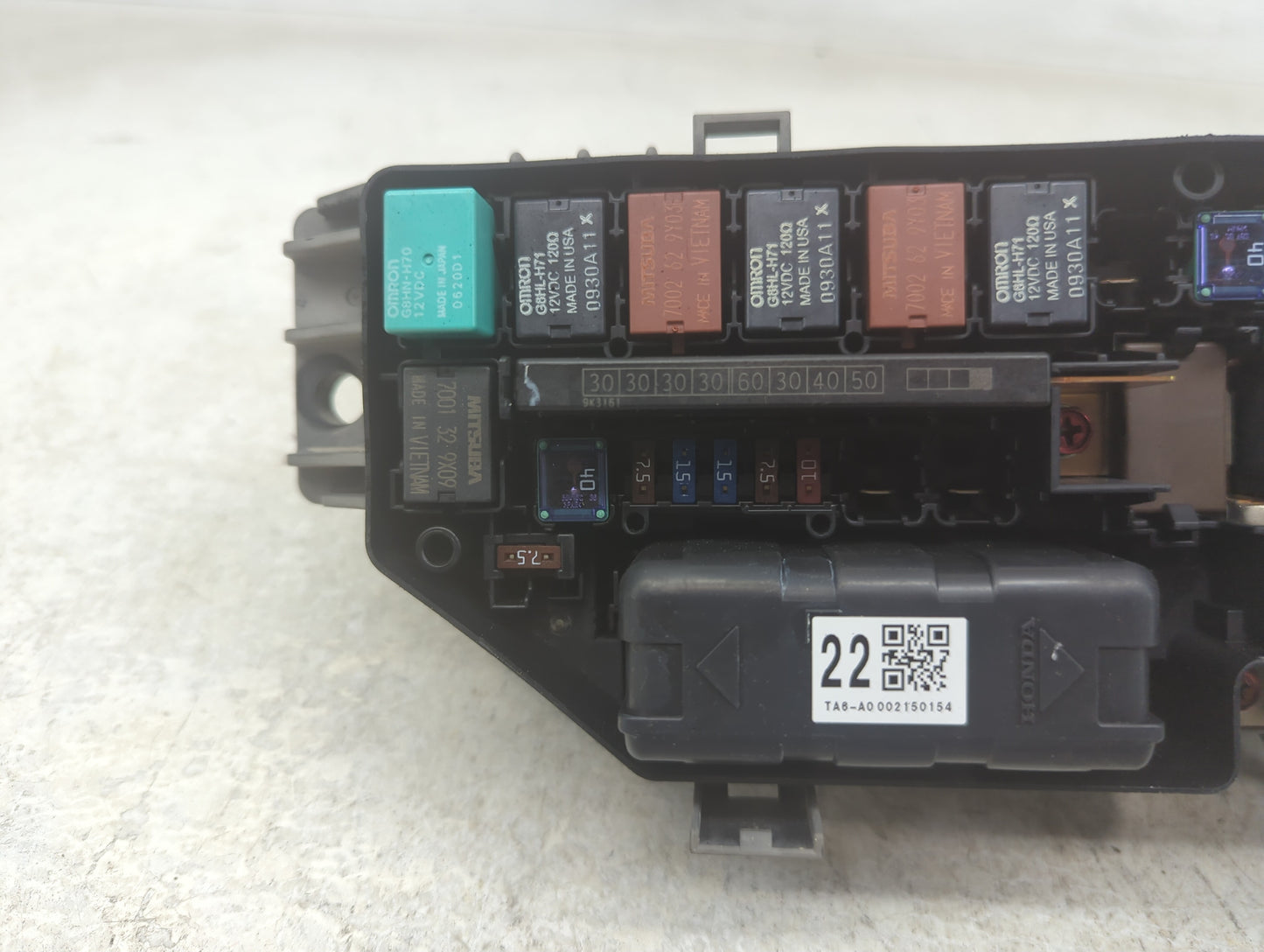 2008-2012 Honda Accord Fusebox Fuse Box Panel Relay Module P/N:0182Z713 018401656 Fits Fits 2008 2009 2010 2011 2012 OEM Use