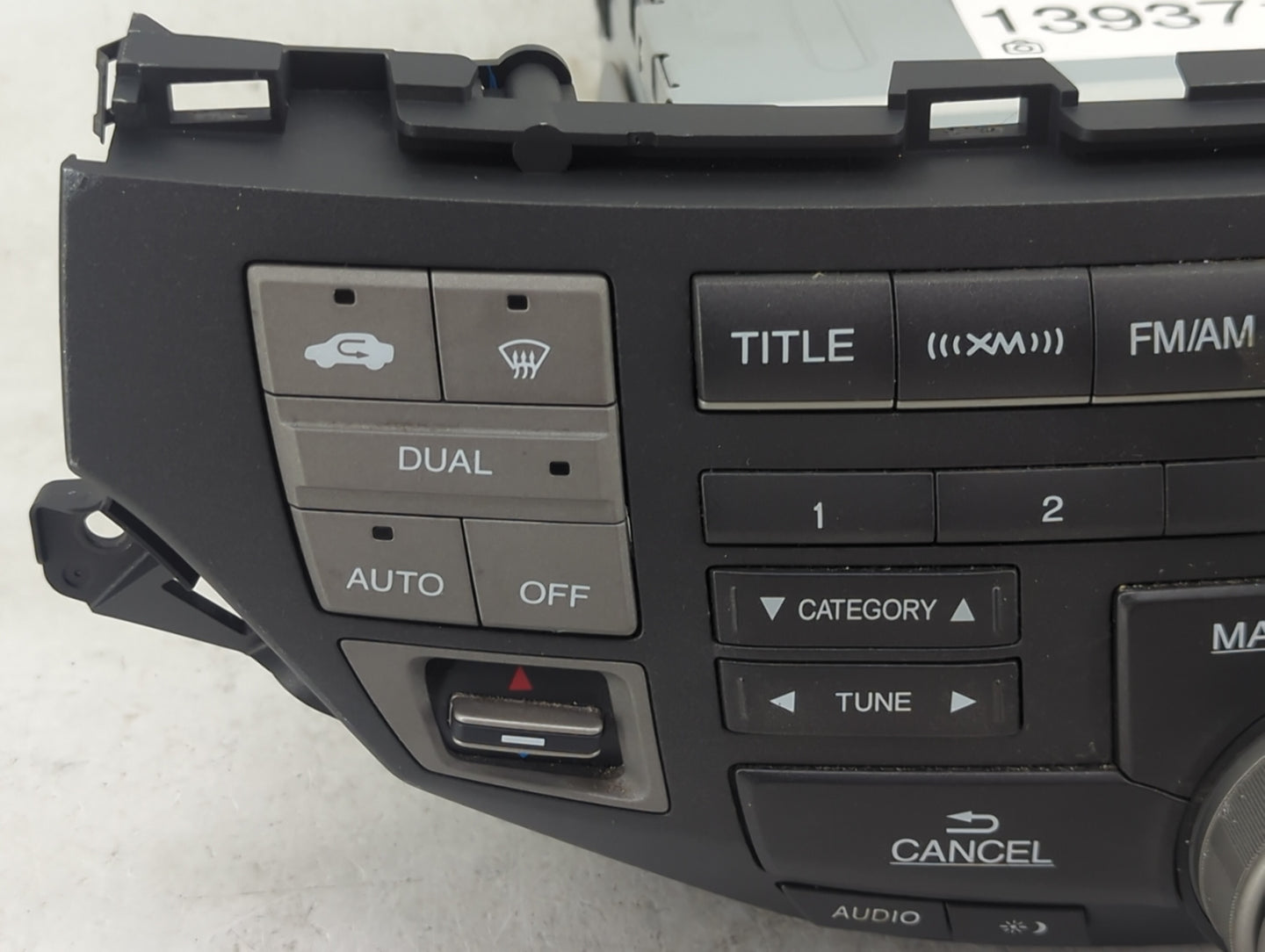 2008-2009 Honda Accord Radio AM FM Cd Player Receiver Replacement P/N:39101-TA0-A914-M1 Fits Fits 2008 2009 OEM Used Auto Pa