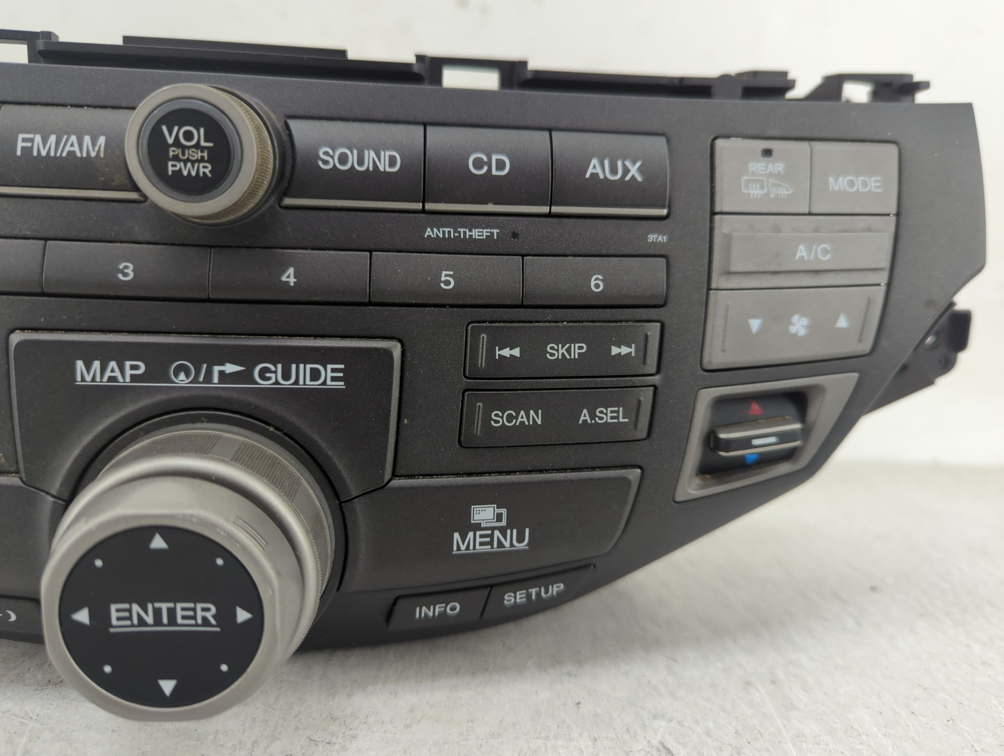 2008-2009 Honda Accord Radio AM FM Cd Player Receiver Replacement P/N:39101-TA0-A914-M1 Fits Fits 2008 2009 OEM Used Auto Pa