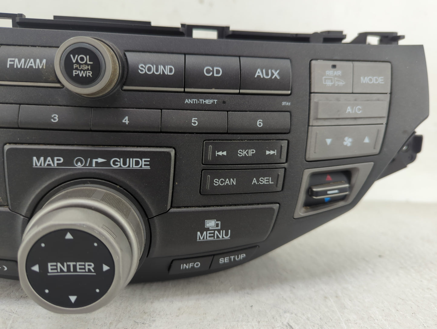 2008-2009 Honda Accord Radio AM FM Cd Player Receiver Replacement P/N:39101-TA0-A914-M1 Fits Fits 2008 2009 OEM Used Auto Pa