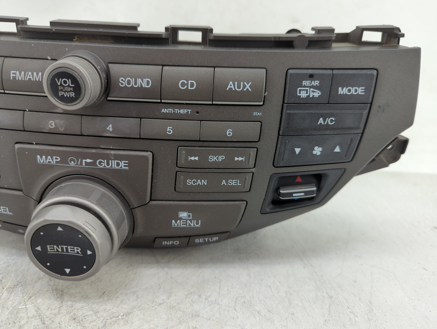 2008-2009 Honda Accord Radio AM FM Cd Player Receiver Replacement P/N:39101-TA0-A920-M1 Fits Fits 2008 2009 OEM Used Auto Pa