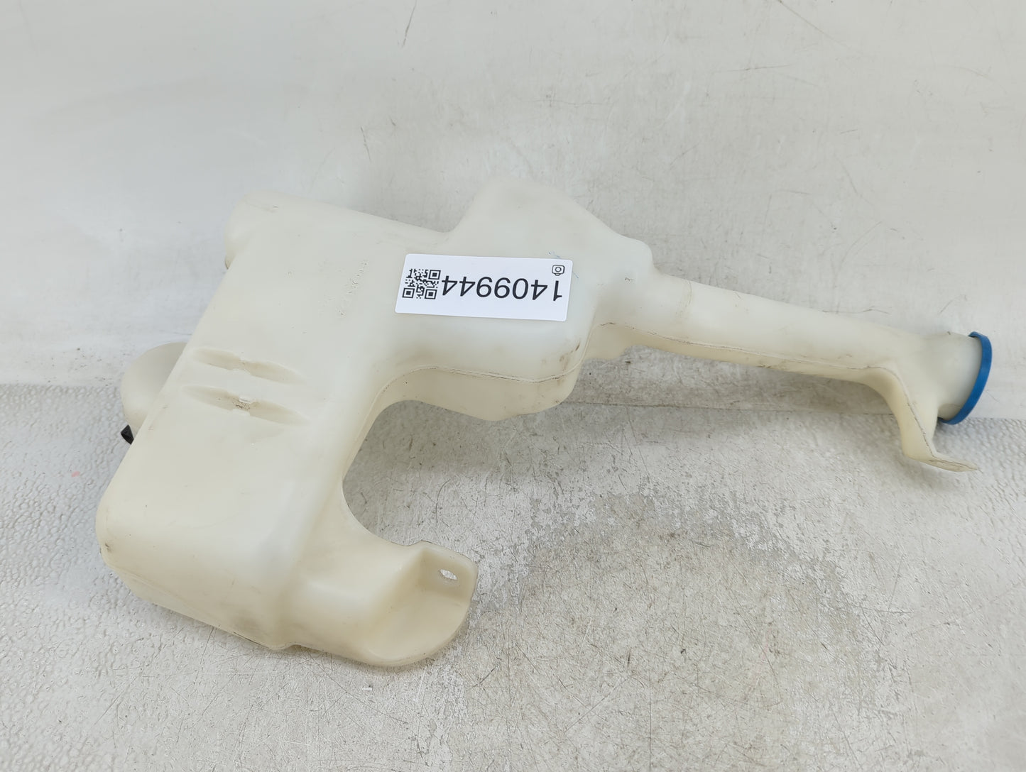 2008-2012 Honda Accord Windshield Washer Fluid Reservoir Bottle Oem - Oemusedautoparts1.com
