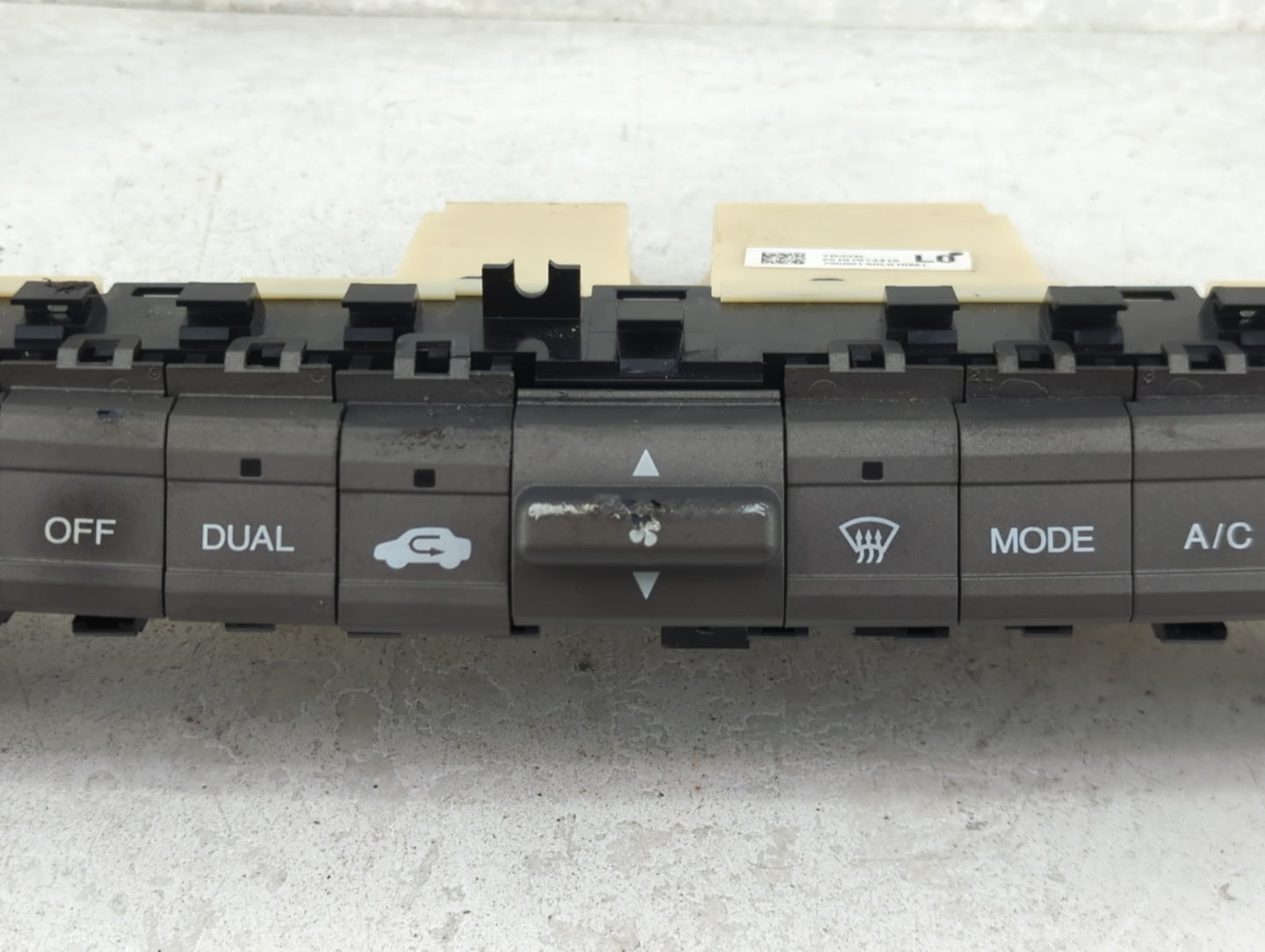 2008-2012 Honda Accord Climate Control Module Temperature AC/Heater Replacement P/N:79600TA0L010M1 Fits OEM Used Auto Parts 