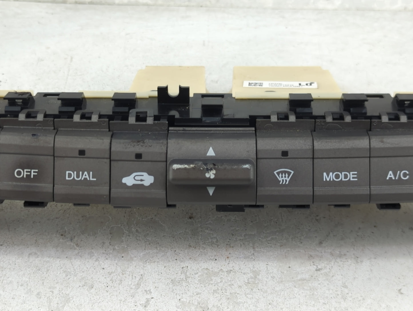 2008-2012 Honda Accord Climate Control Module Temperature AC/Heater Replacement P/N:79600TA0L010M1 Fits OEM Used Auto Parts 