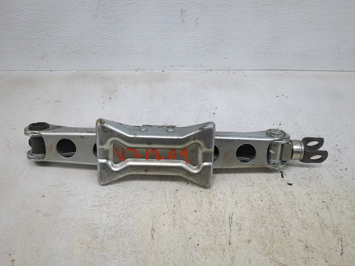 2008 Honda Accord Spare Scissor Car Jack 1512310 - Oemusedautoparts1.com