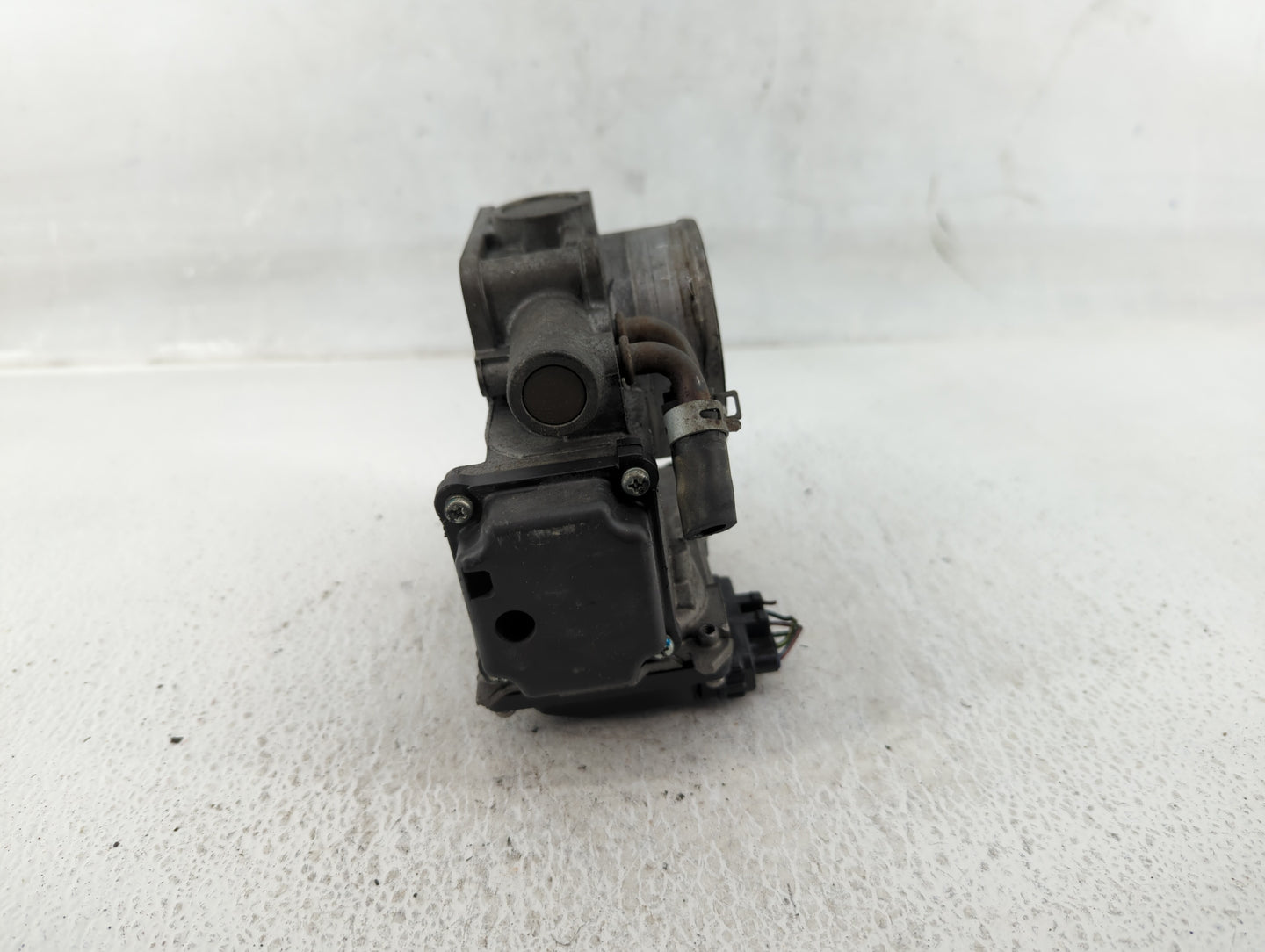 2008-2012 Honda Accord Throttle Body P/N:U21758034837 Fits Fits 2008 2009 2010 2011 2012 OEM Used Auto Parts - Oemusedautopa