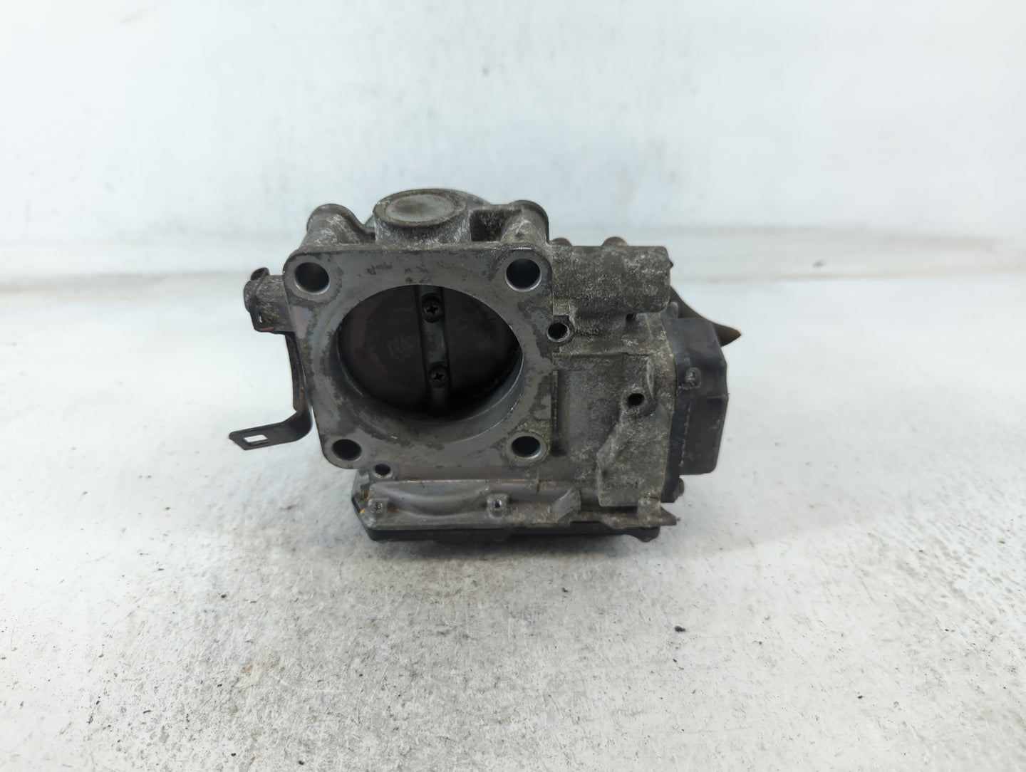 2008-2012 Honda Accord Throttle Body P/N:U3249009185 Fits Fits 2008 2009 2010 2011 2012 OEM Used Auto Parts - Oemusedautopar