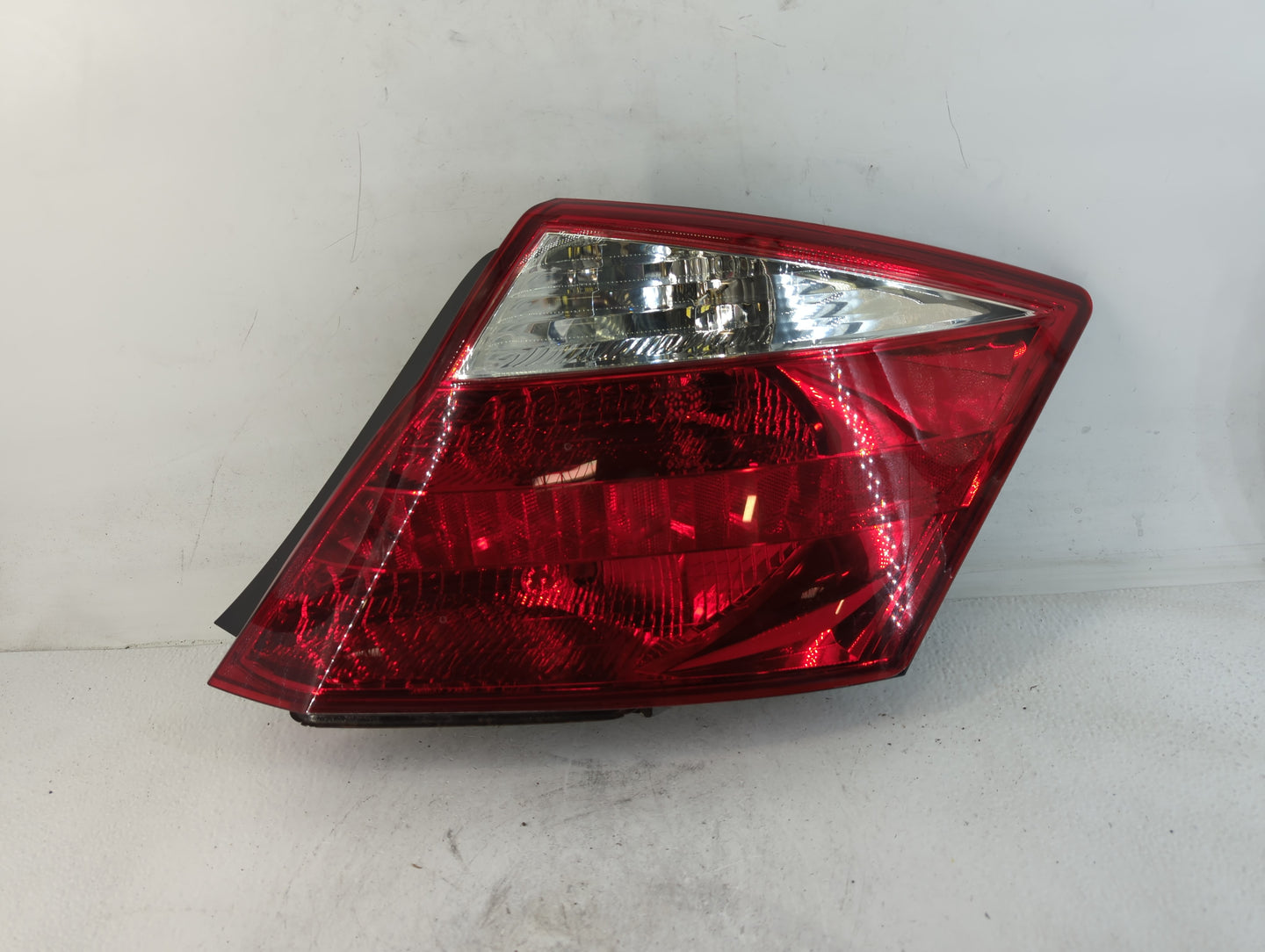 2008-2010 Honda Accord Tail Light Assembly Passenger Right OEM Fits Fits 2008 2009 2010 OEM Used Auto Parts - Oemusedautopar