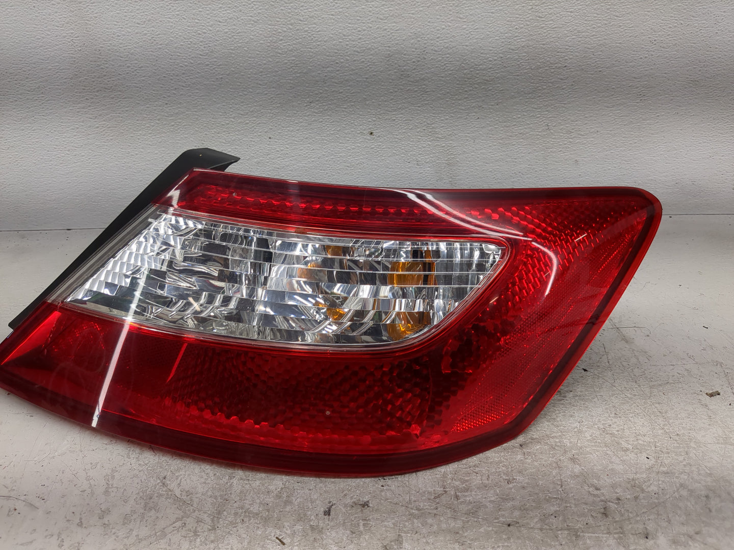 2006-2008 Honda Civic Tail Light Assembly Passenger Right OEM Fits Fits 2006 2007 2008 OEM Used Auto Parts - Oemusedautopart