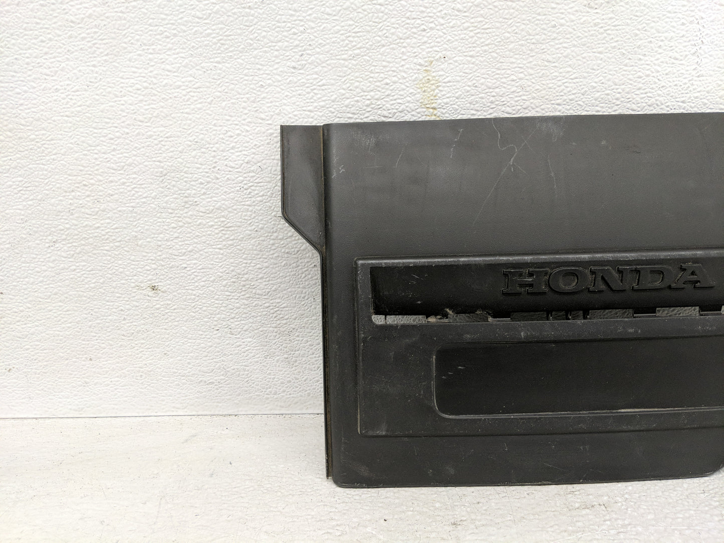 2008 Honda Civic Engine Cover - Oemusedautoparts1.com