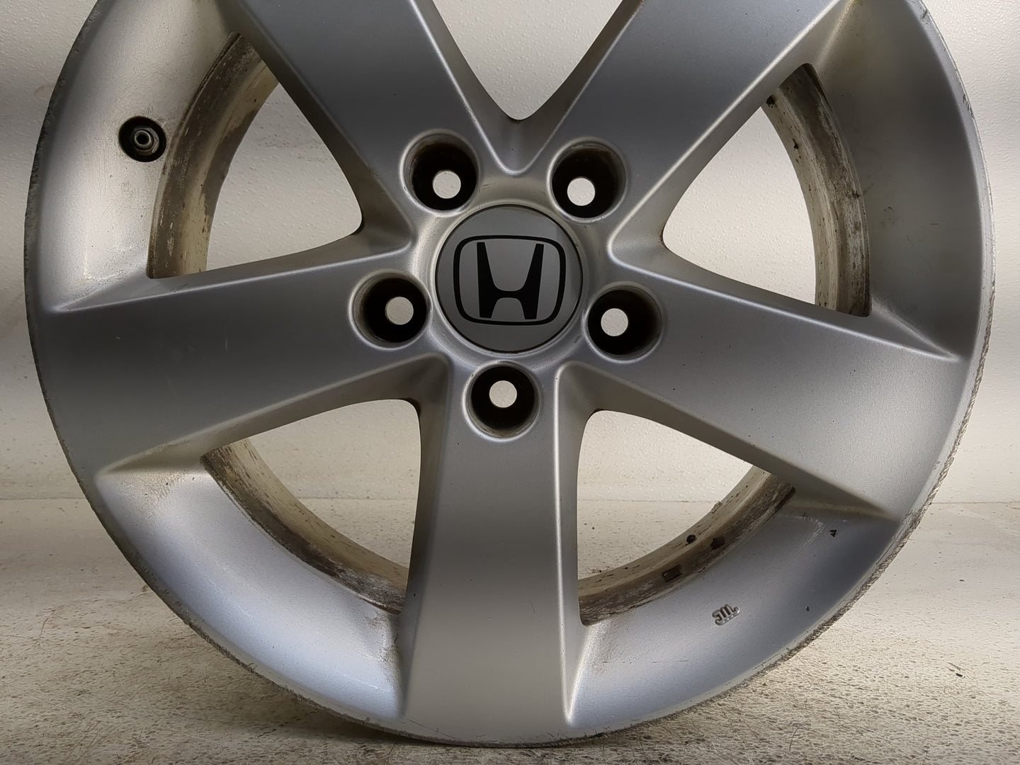 2008-2011 Honda Civic Oem Wheel Rim - Oemusedautoparts1.com