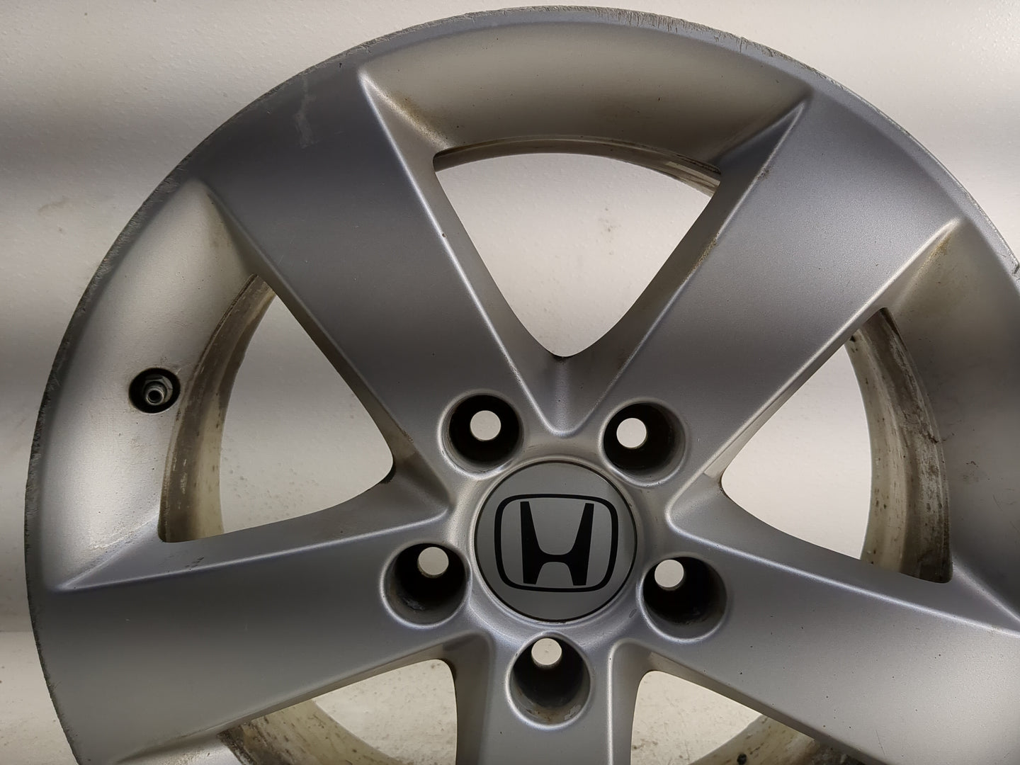 2008-2011 Honda Civic Oem Wheel Rim - Oemusedautoparts1.com