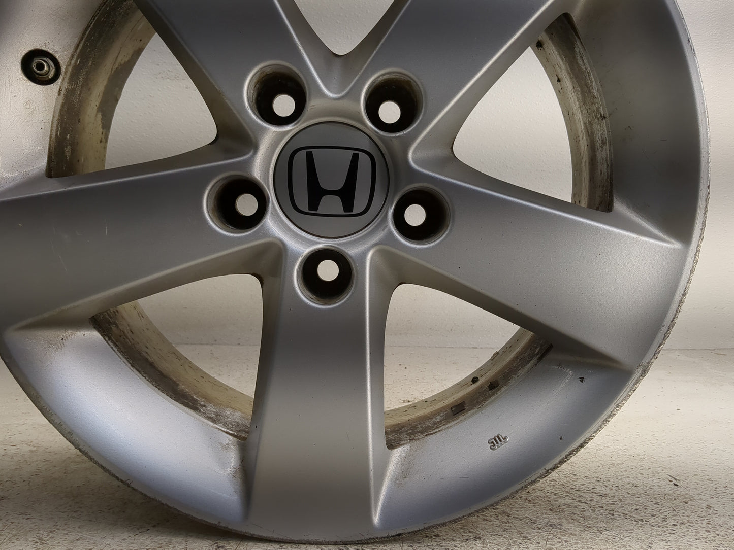 2008-2011 Honda Civic Oem Wheel Rim - Oemusedautoparts1.com