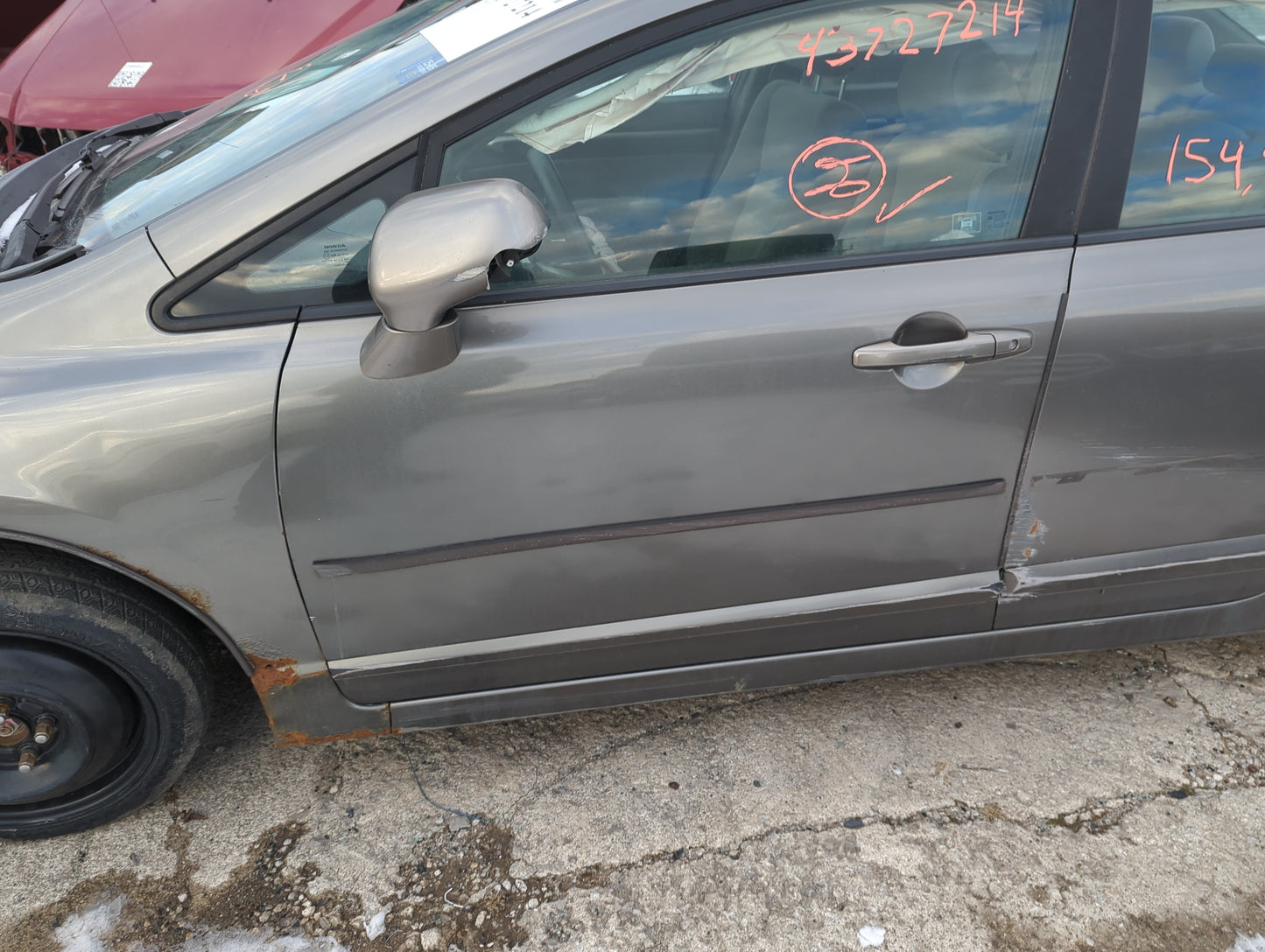 2006-2011 Honda Civic Driver Front Door Oem 1316615 - Oemusedautoparts1.com