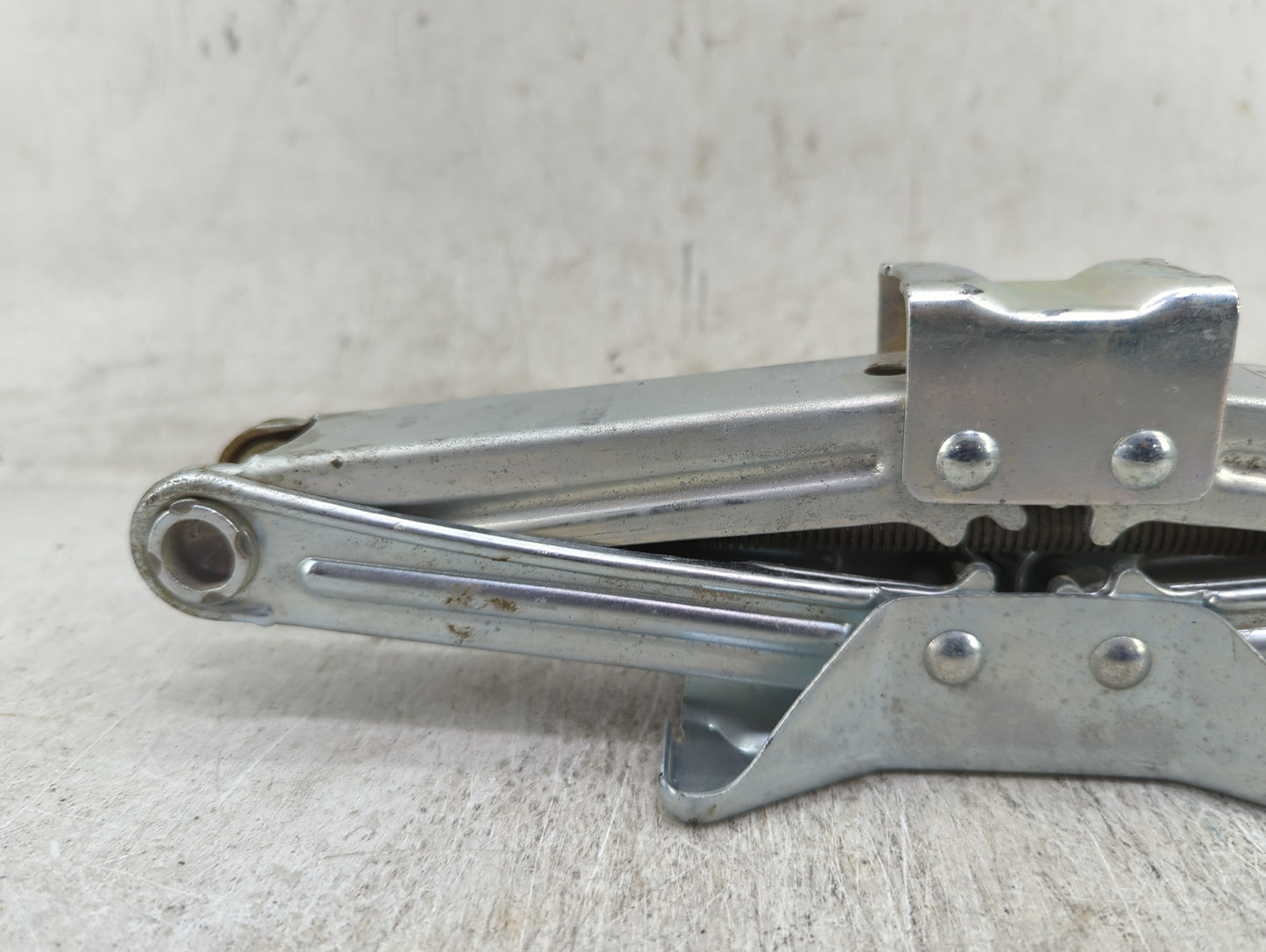 2008 Honda Civic Spare Scissor Car Jack 1429236 - Oemusedautoparts1.com