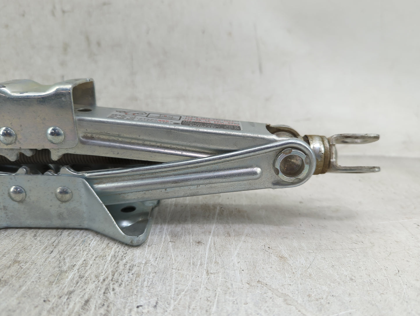 2008 Honda Civic Spare Scissor Car Jack 1429236 - Oemusedautoparts1.com