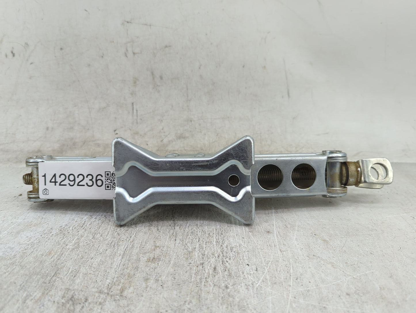 2008 Honda Civic Spare Scissor Car Jack 1429236 - Oemusedautoparts1.com