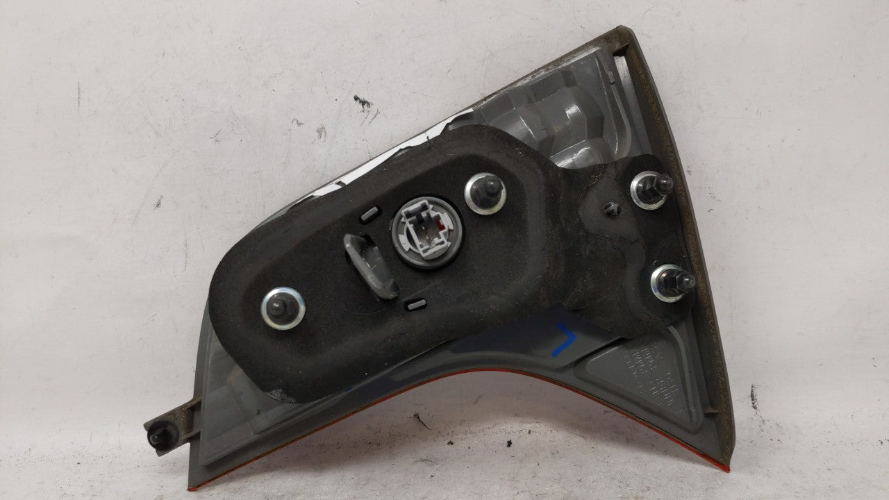 2006-2011 Honda Civic Tail Light Assembly Driver Left OEM Fits Fits 2006 2007 2008 2009 2010 2011 OEM Used Auto Parts - Oemu