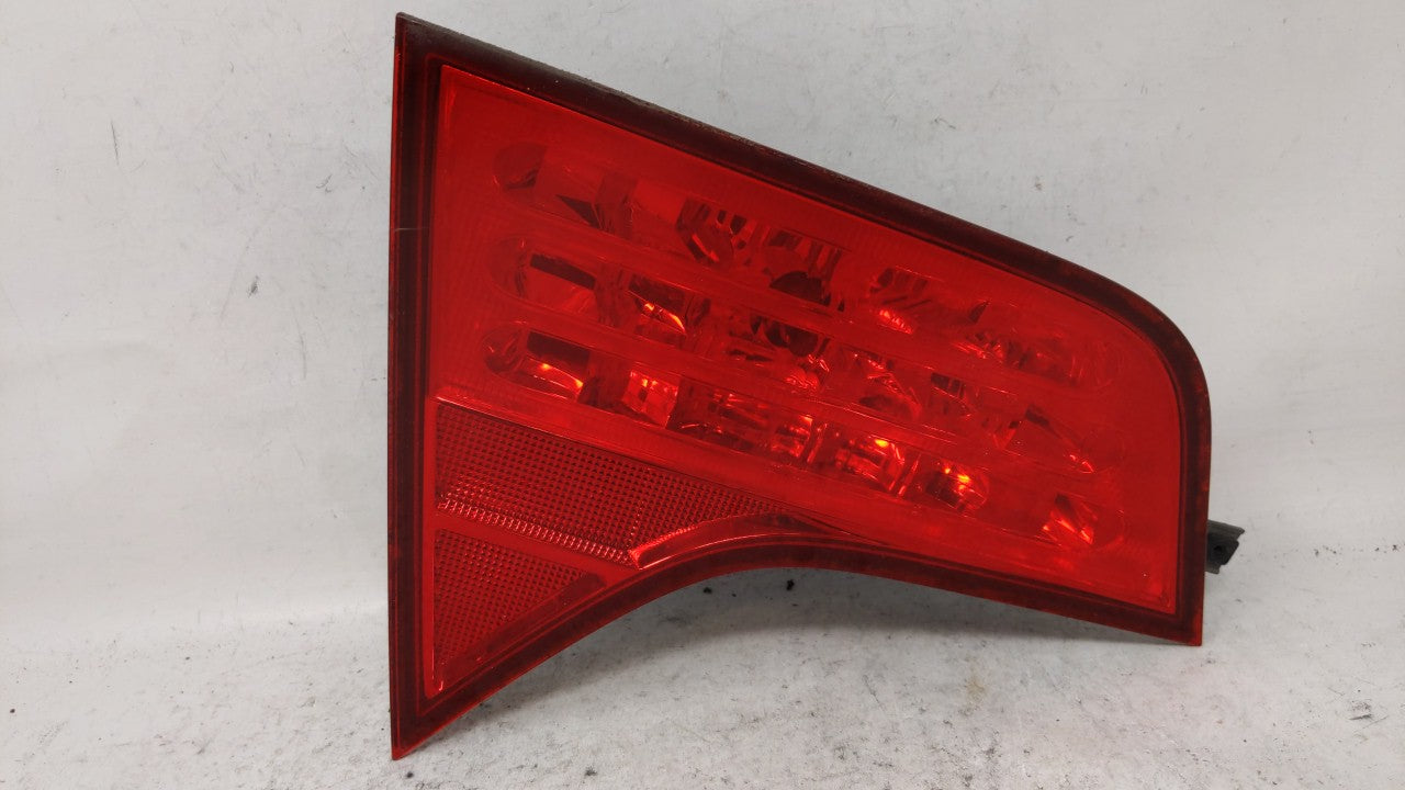 2006-2011 Honda Civic Tail Light Assembly Driver Left OEM Fits Fits 2006 2007 2008 2009 2010 2011 OEM Used Auto Parts - Oemu