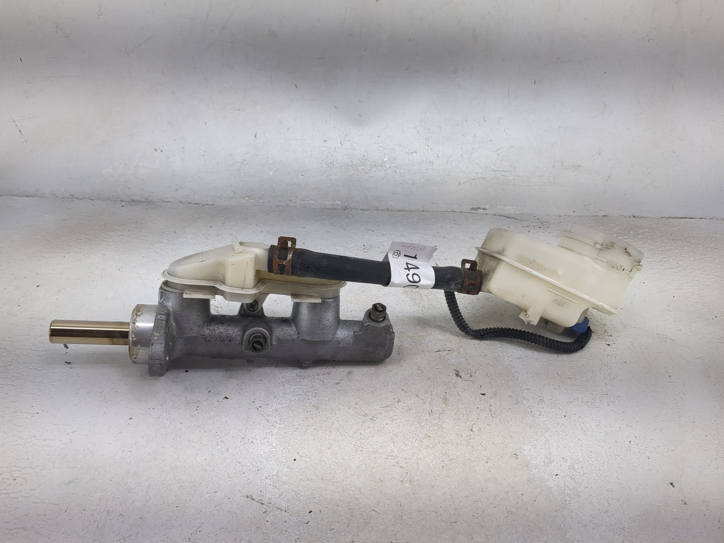 2006-2011 Honda Civic Brake Master Cylinder 1490567 - Oemusedautoparts1.com