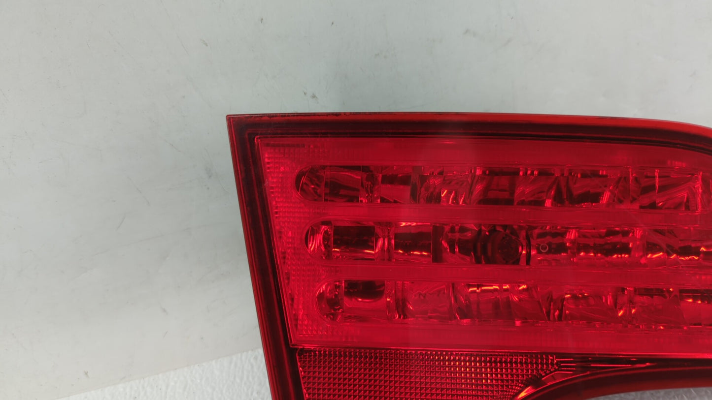 2006-2011 Honda Civic Tail Light Assembly Driver Left OEM Fits Fits 2006 2007 2008 2009 2010 2011 OEM Used Auto Parts - Oemu