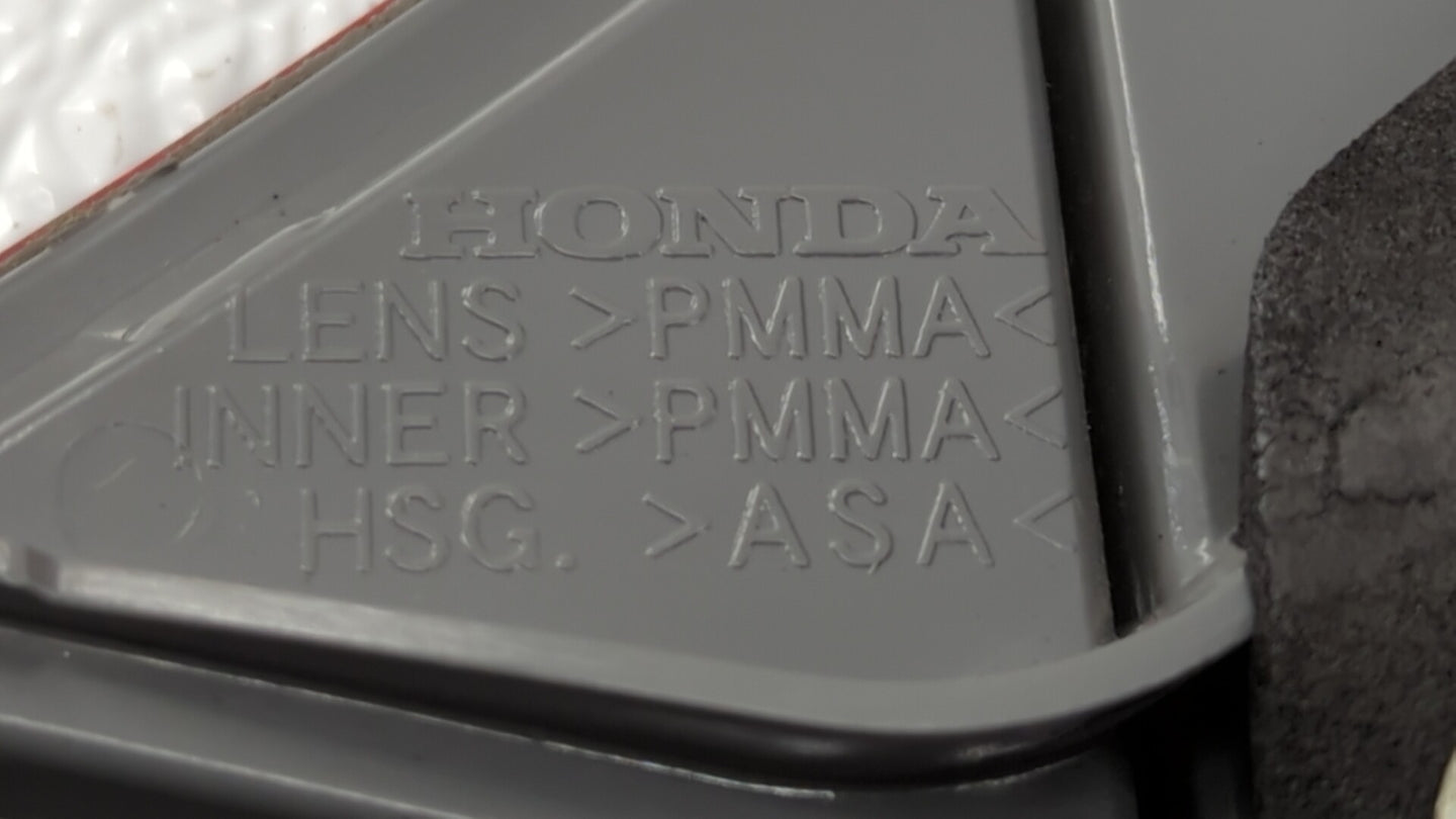 2006-2011 Honda Civic Tail Light Assembly Driver Left OEM Fits Fits 2006 2007 2008 2009 2010 2011 OEM Used Auto Parts - Oemu