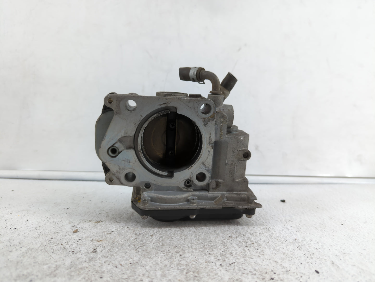 2006-2011 Honda Civic Throttle Body P/N:GMA4A Fits Fits 2006 2007 2008 2009 2010 2011 OEM Used Auto Parts - Oemusedautoparts