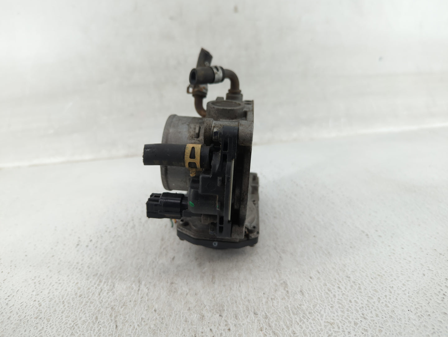 2006-2011 Honda Civic Throttle Body P/N:GMA4A Fits Fits 2006 2007 2008 2009 2010 2011 OEM Used Auto Parts - Oemusedautoparts