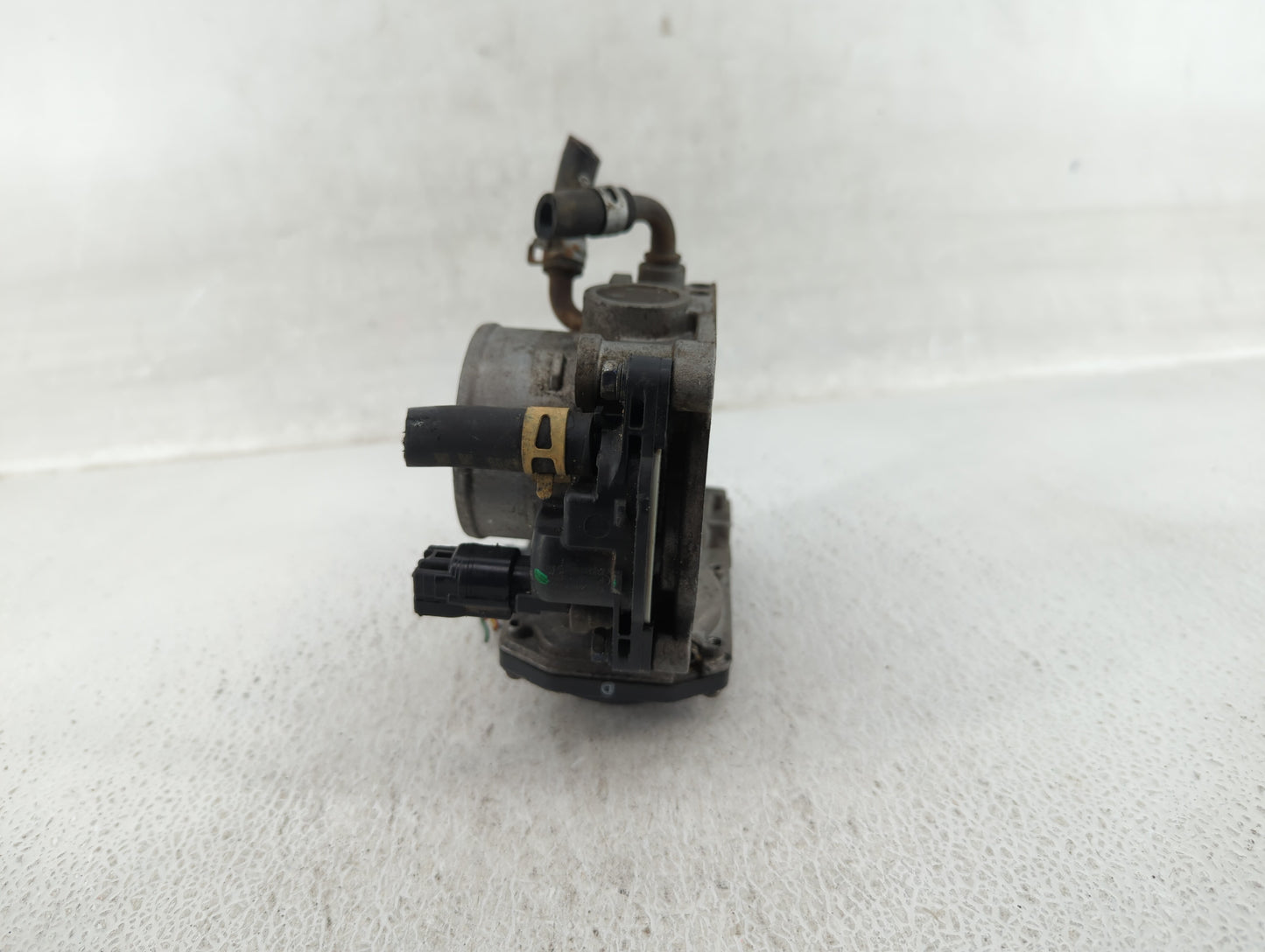 2006-2011 Honda Civic Throttle Body P/N:GMA4A Fits Fits 2006 2007 2008 2009 2010 2011 OEM Used Auto Parts - Oemusedautoparts