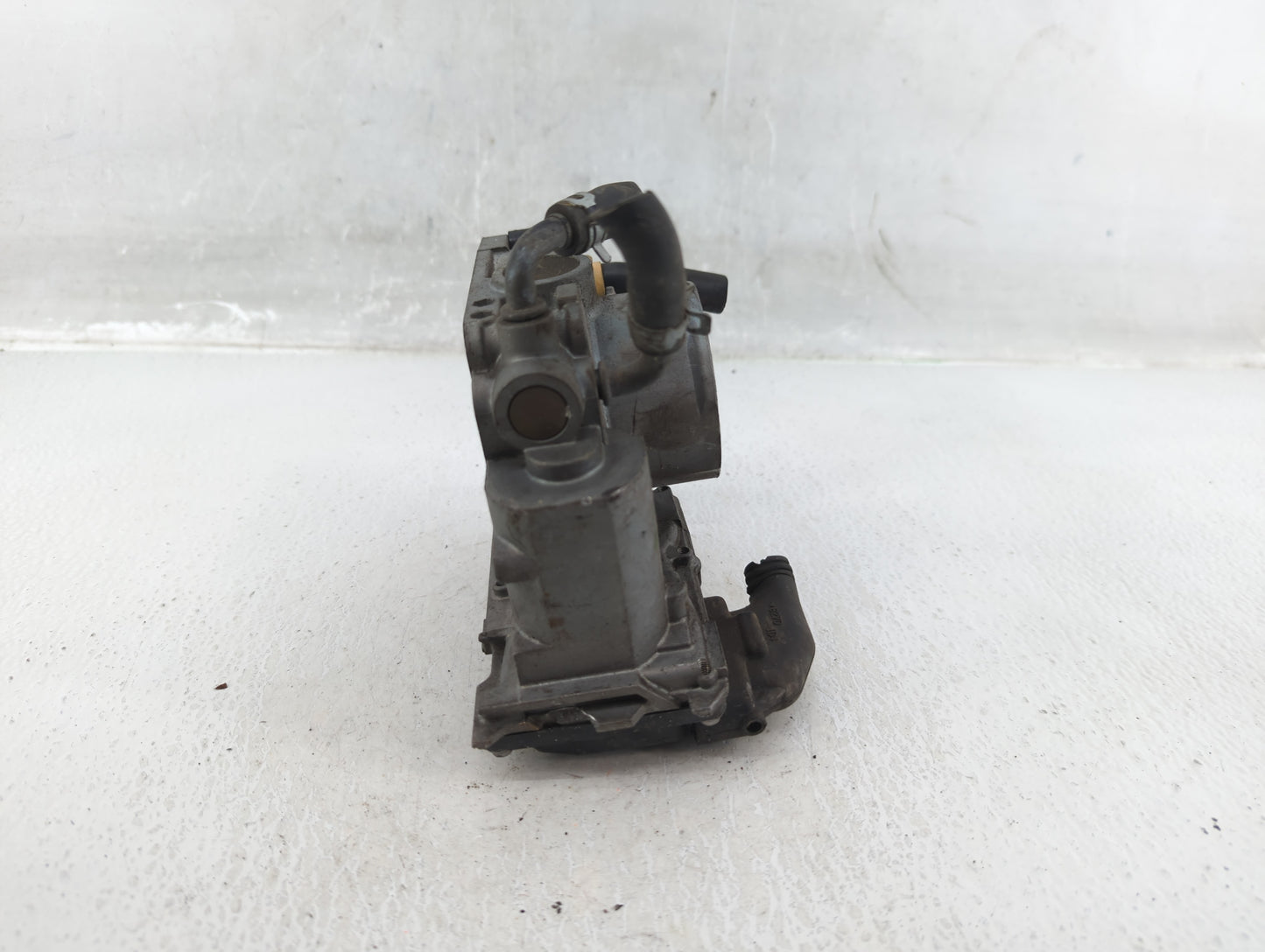 2006-2011 Honda Civic Throttle Body P/N:U10398032154 Fits Fits 2006 2007 2008 2009 2010 2011 OEM Used Auto Parts - Oemusedau