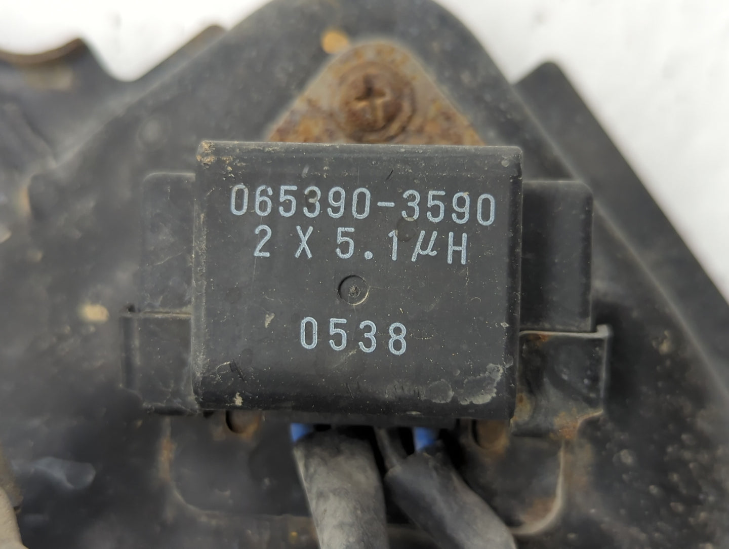 2006-2011 Honda Civic Left Radiator Fan Motor Assembly Cream 617182 - Oemusedautoparts1.com