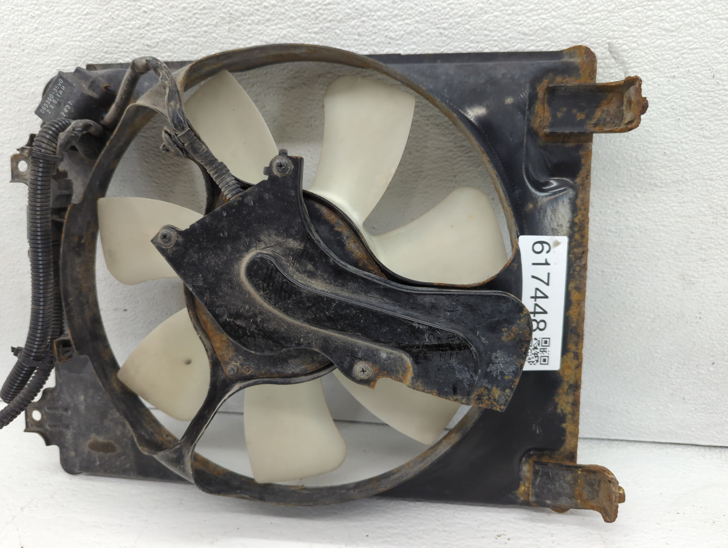 2006-2011 Honda Civic Left Radiator Fan Motor Assembly Black - Oemusedautoparts1.com