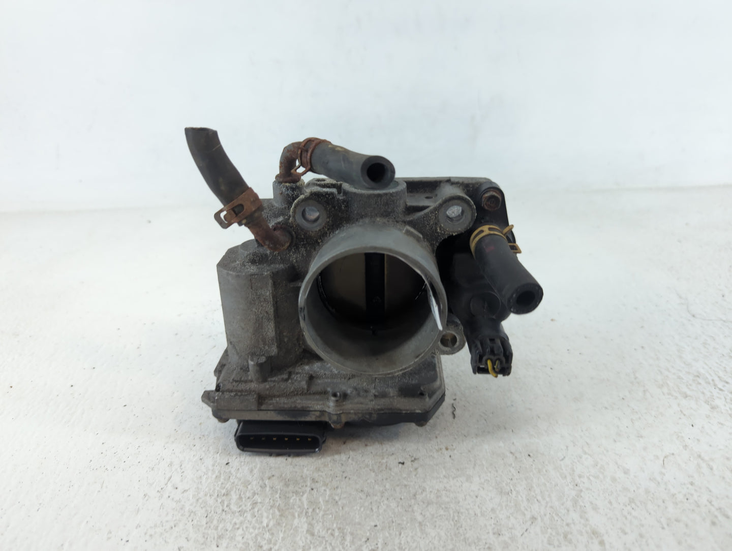 2006-2011 Honda Civic Throttle Body Fits Fits 2006 2007 2008 2009 2010 2011 OEM Used Auto Parts - Oemusedautoparts1.com