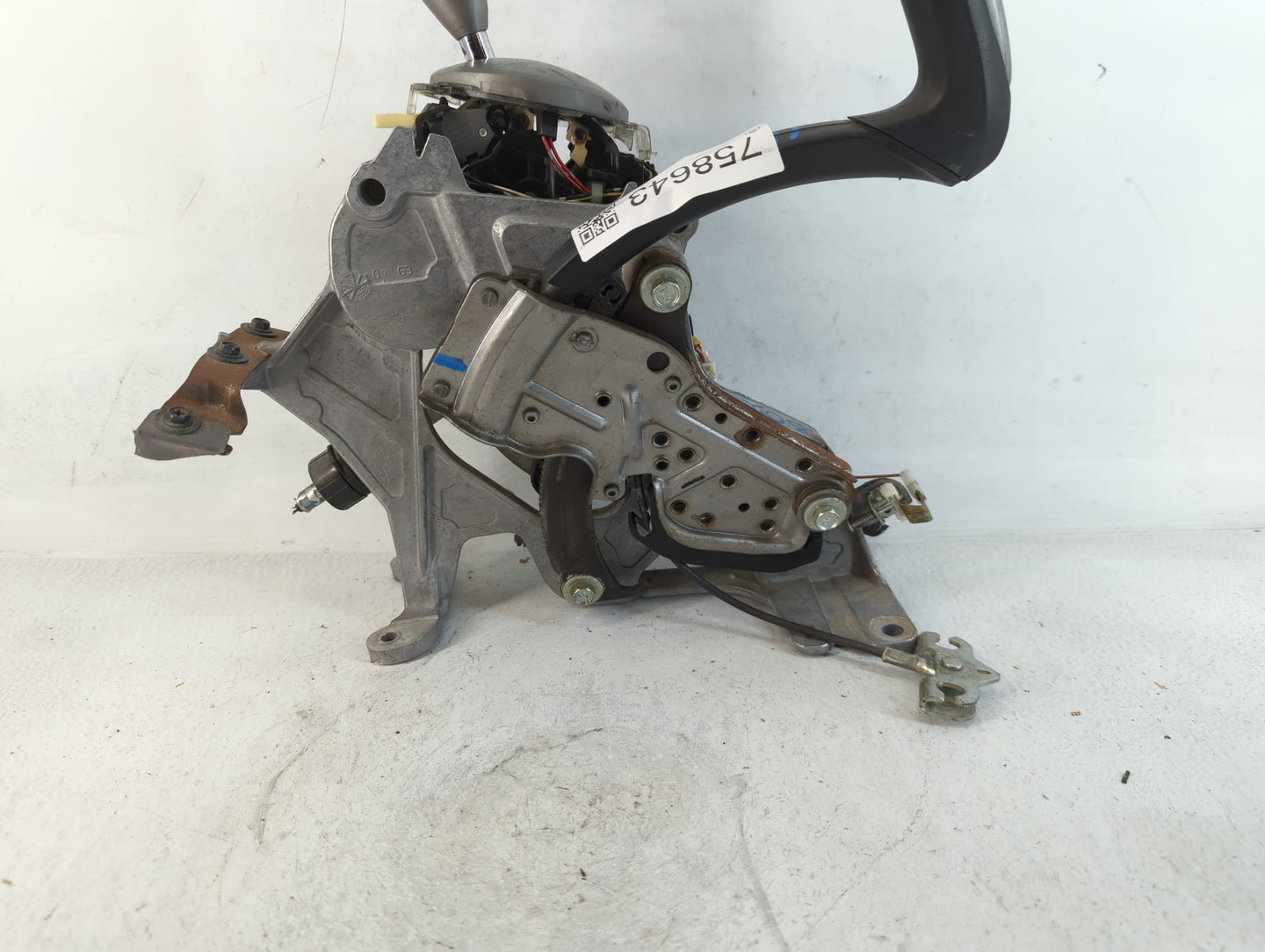 2008 Honda Civic Floor Console Assembly Shifter - Oemusedautoparts1.com