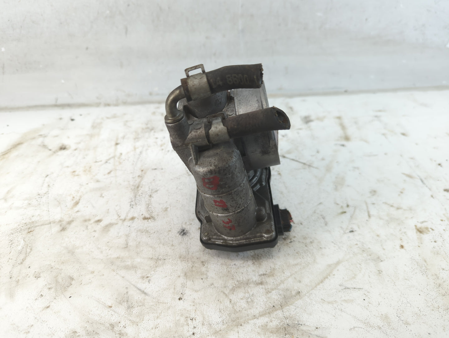 2006-2011 Honda Civic Throttle Body P/N:RME60-15 Fits Fits 2006 2007 2008 2009 2010 2011 OEM Used Auto Parts - Oemusedautopa