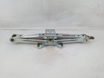 compare product 2008 Honda Cr-v Spare Scissor Car Jack 1123396