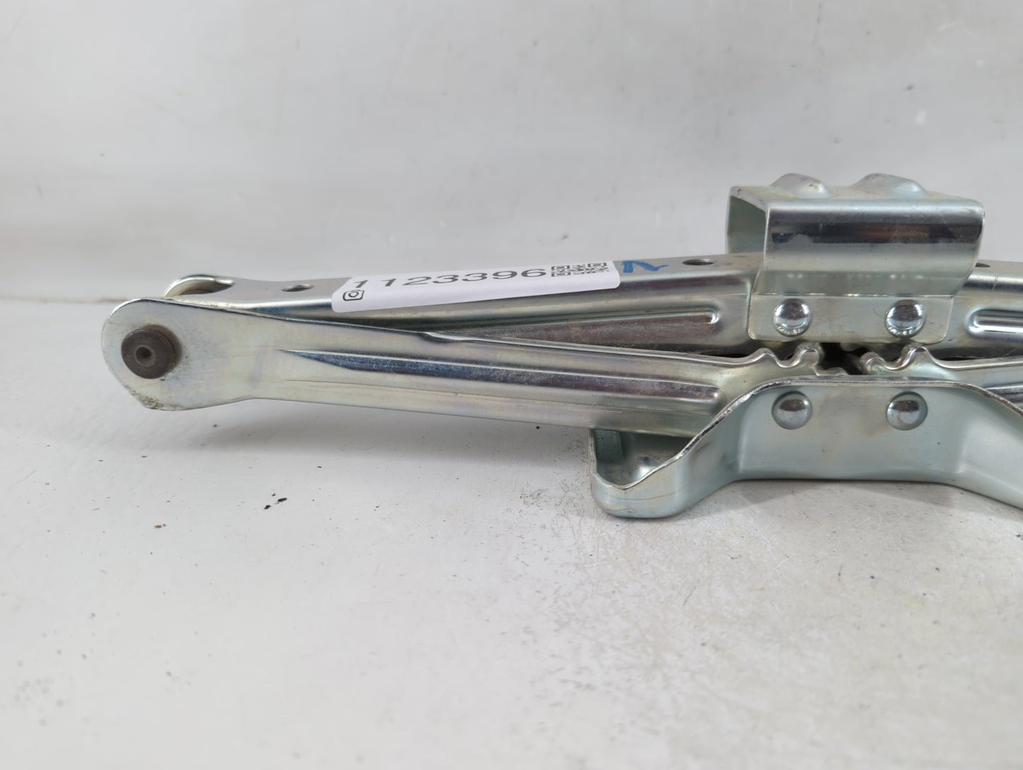 2008 Honda Cr-v Spare Scissor Car Jack - Oemusedautoparts1.com