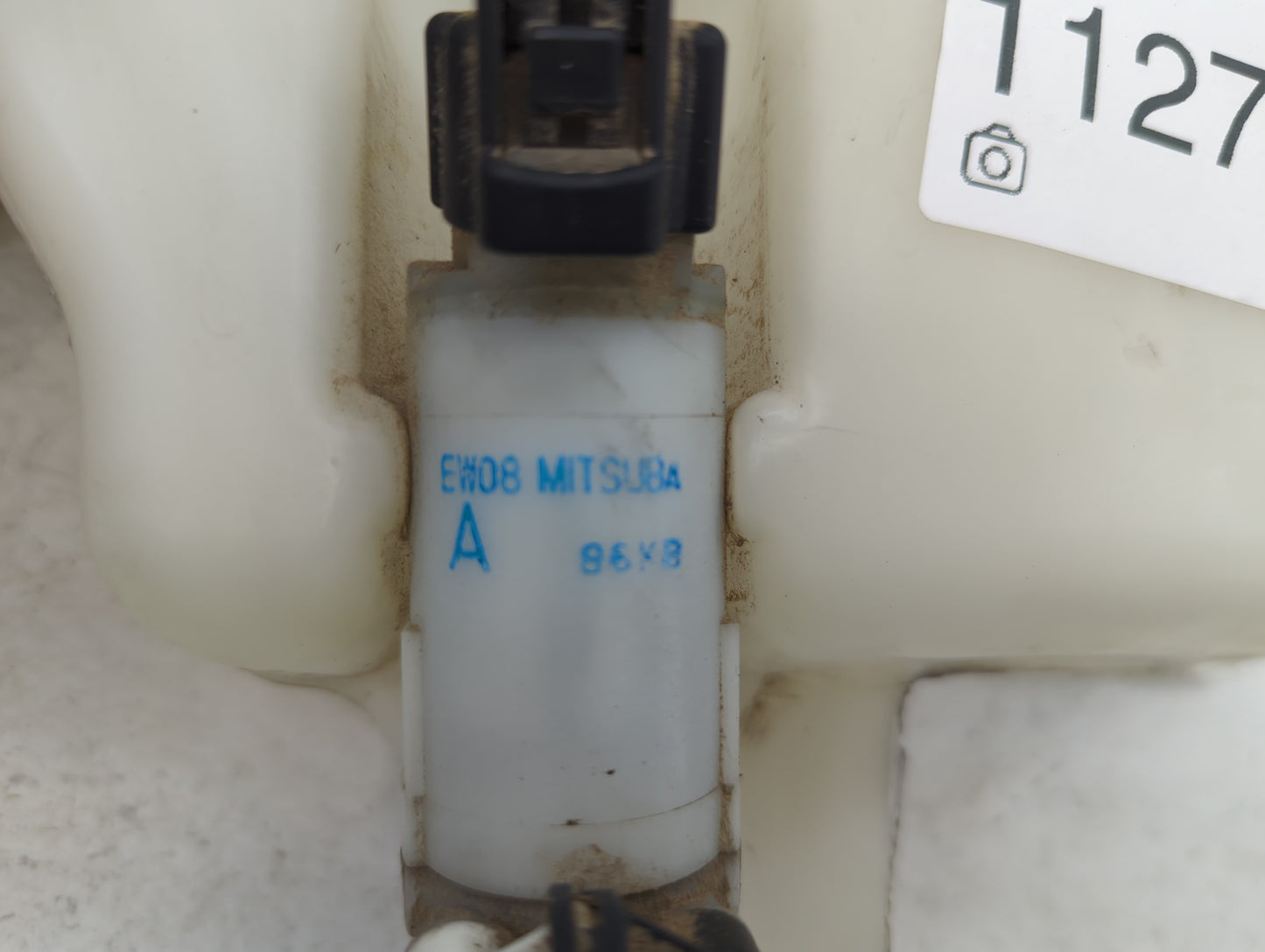 2007-2009 Honda Cr-v Windshield Washer Fluid Reservoir Bottle Oem - Oemusedautoparts1.com