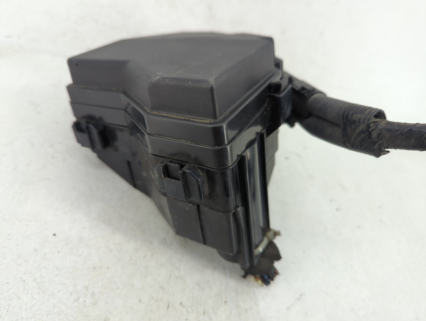 2007-2011 Honda Cr-V Fusebox Fuse Box Panel Relay Module Fits Fits 2007 2008 2009 2010 2011 OEM Used Auto Parts - Oemusedaut
