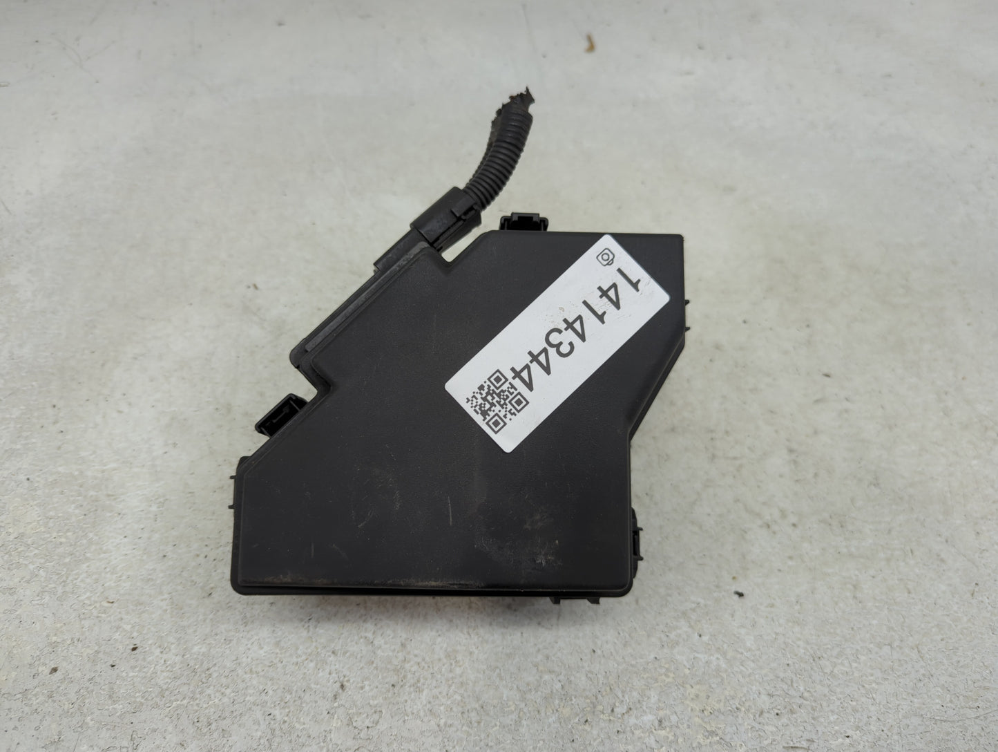 2007-2011 Honda Cr-V Fusebox Fuse Box Panel Relay Module P/N:SWA-0030 Fits Fits 2007 2008 2009 2010 2011 OEM Used Auto Parts