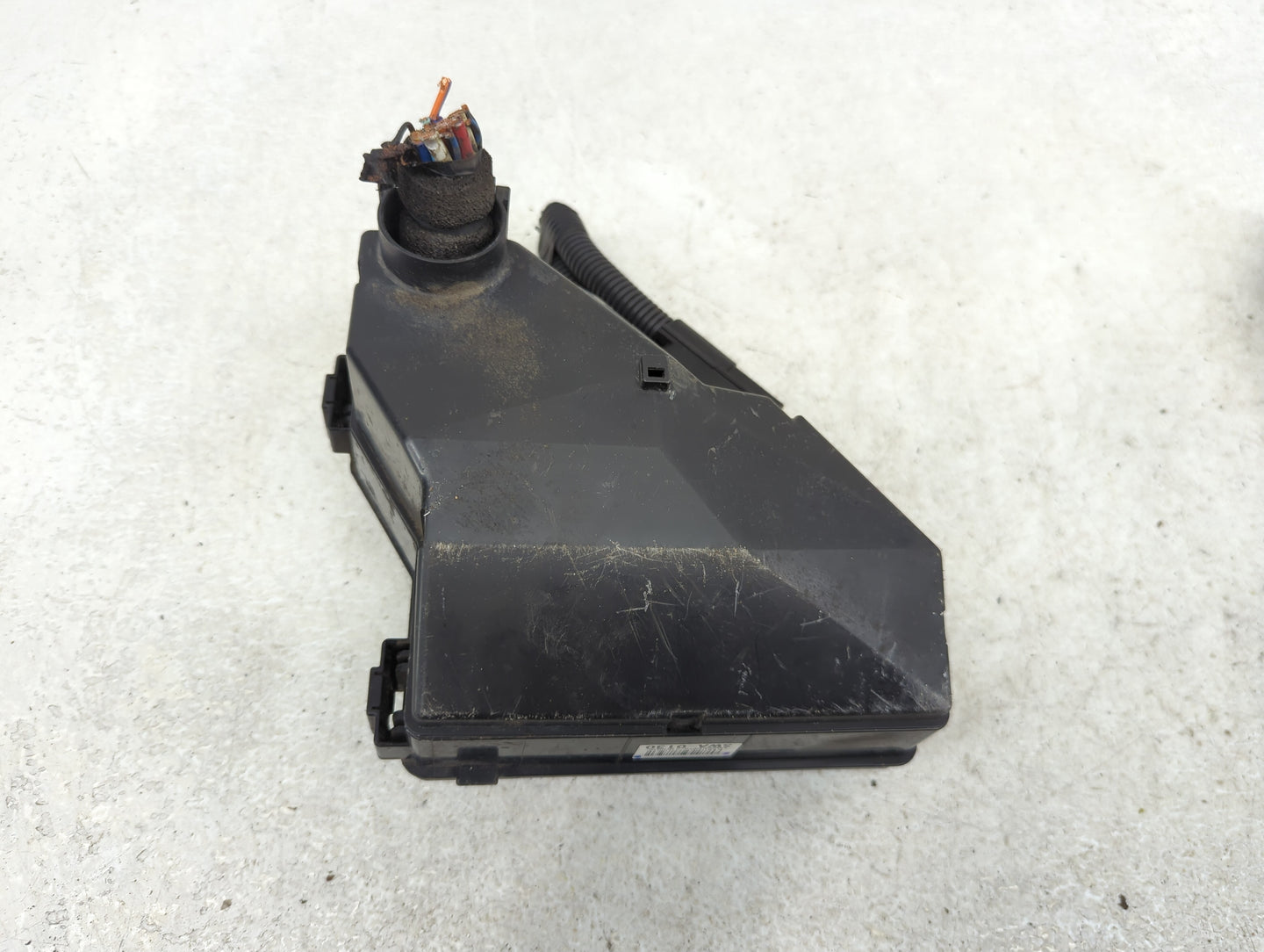 2007-2011 Honda Cr-V Fusebox Fuse Box Panel Relay Module P/N:SWA-0030 Fits Fits 2007 2008 2009 2010 2011 OEM Used Auto Parts